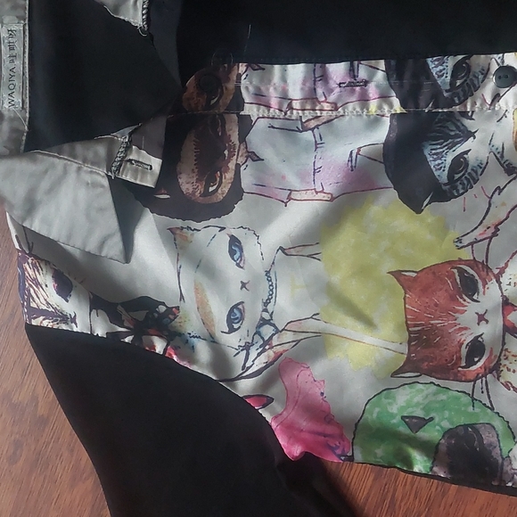 Cat lover's blouse - Picture 3 of 9